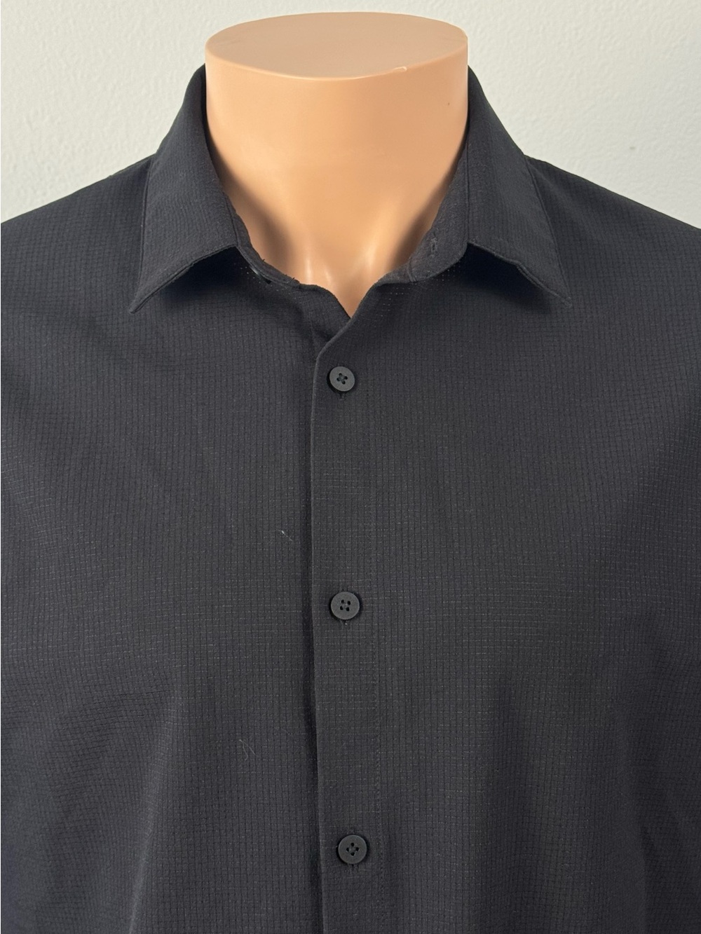 ✨ Lululemon Men’s Button Down Shirt Black Approx Size M